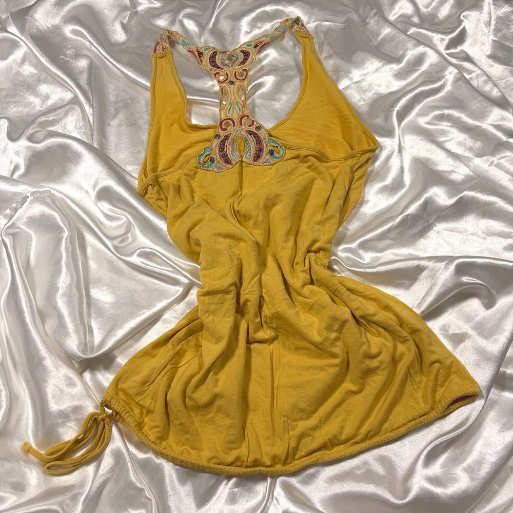 y2k Tank Top Yellow Excellent American Rag Embroidered Sequin Racerback L